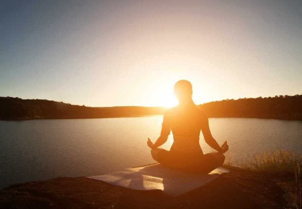 Kunci Anti Stres Hidup Lebih Fokus dengan Meditasi Tiap Hari